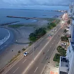 Apartamento Frente A La Playa Y Cerca De Todo