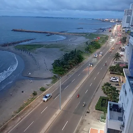 Apartment Frente A La Playa Y Cerca De Todo